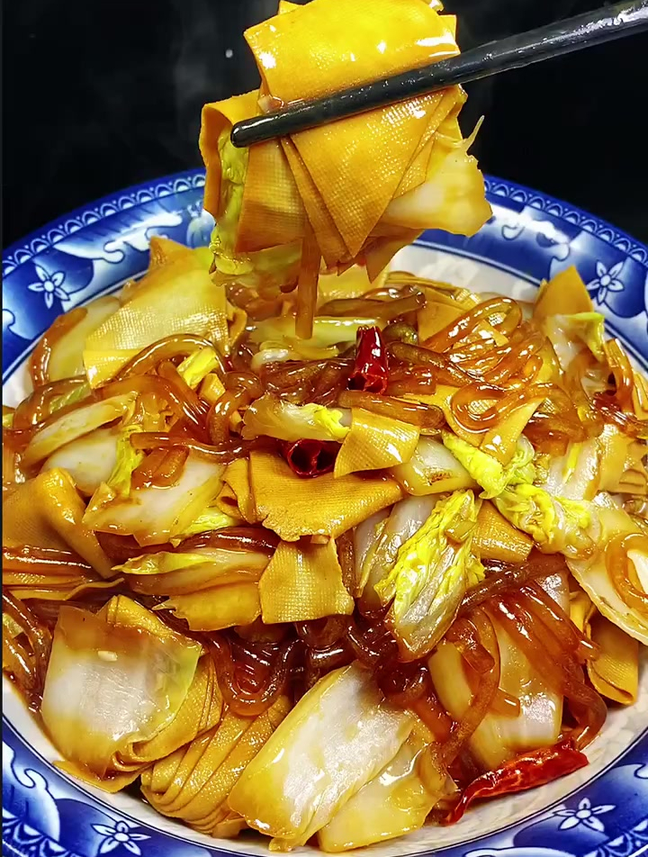 豆皮炒白菜你们喜欢吃吗?