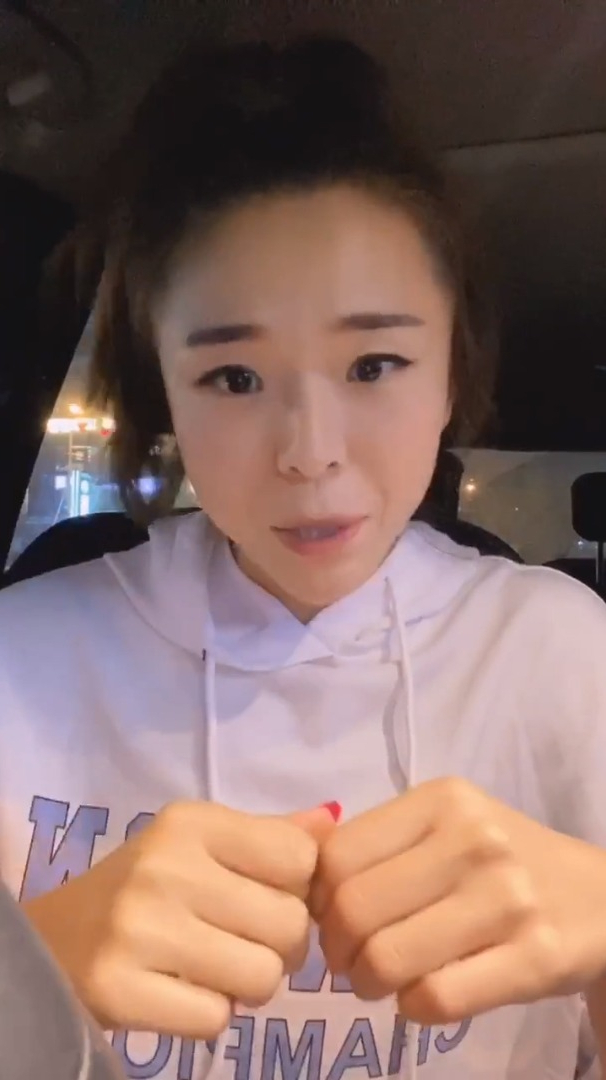 饿急了的情况很容易选择高糖高碳水的食物那就等于打开了潘多拉盒