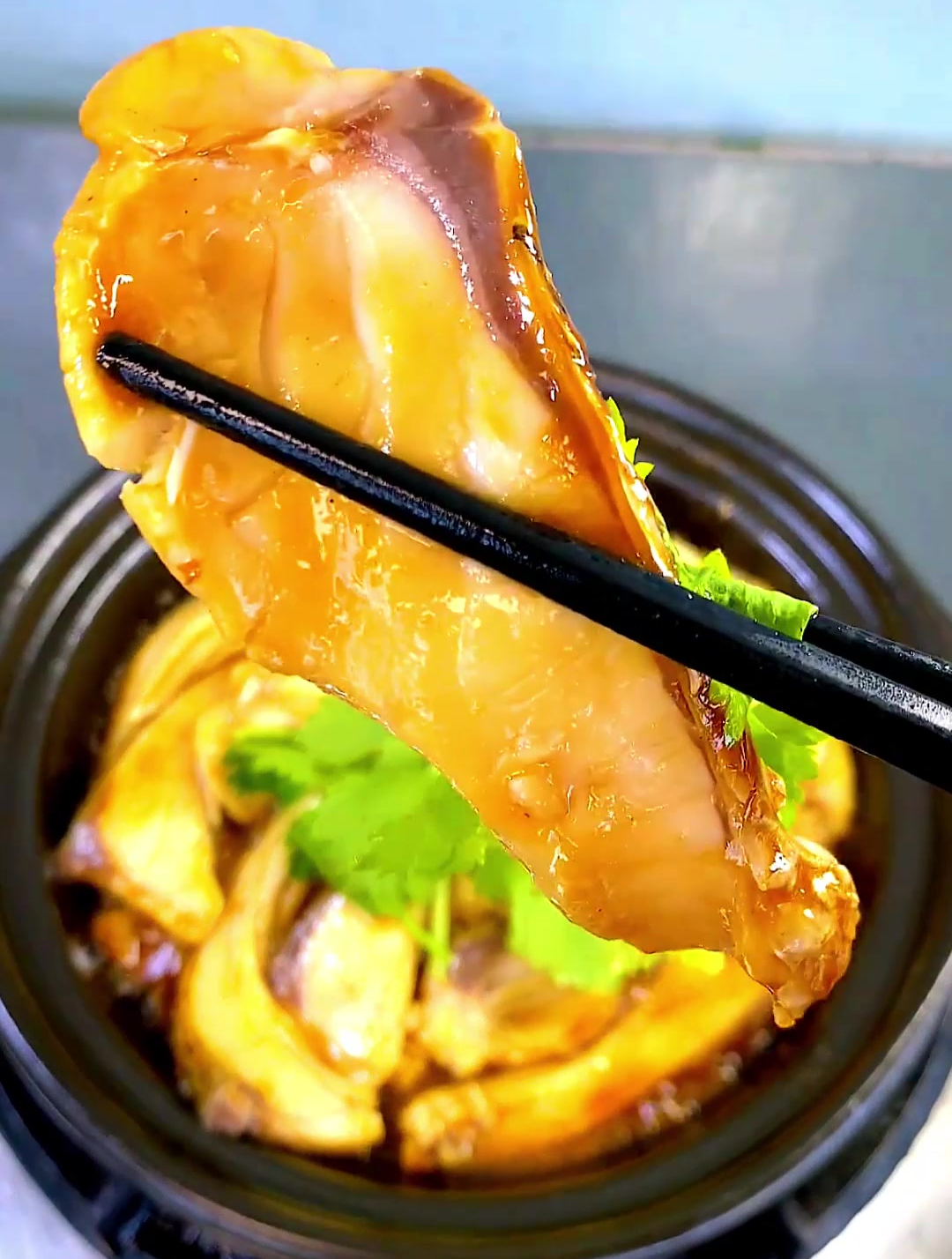 这样做出来的生焗鱼腩煲,真的太香了