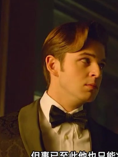 父亲的离世让企鹅人再次黑化,哥谭之王正式回归