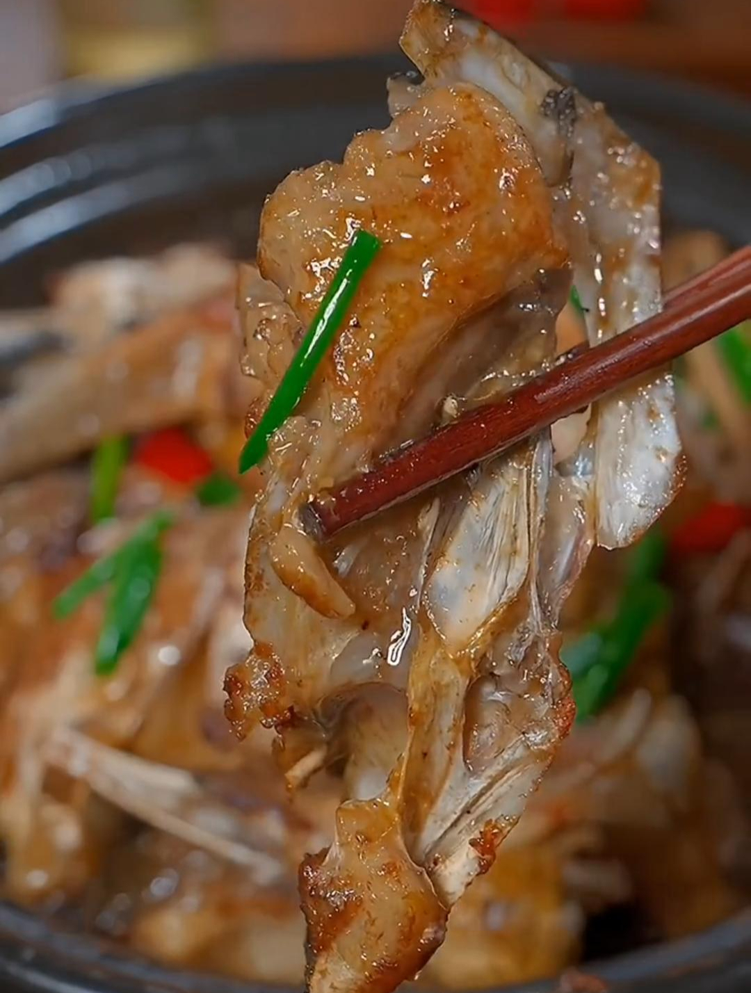 砂锅焗鱼头,鲜香滑嫩又下饭