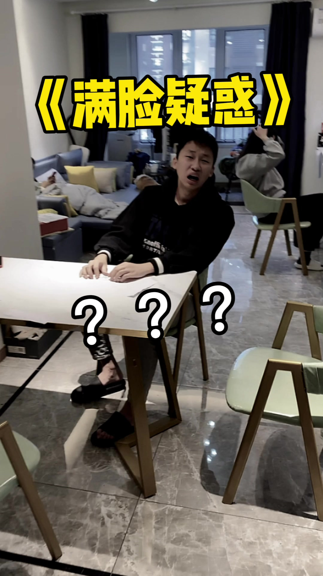 万万没想到?铁道边上还有牛肉干?