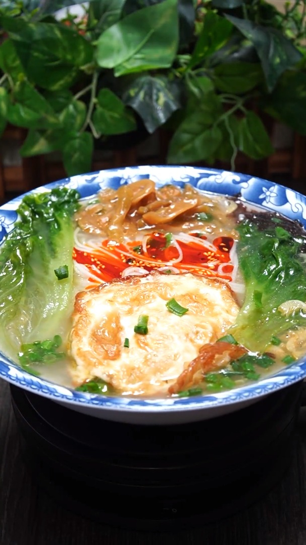 在家煮面条总感觉与饭店的差点味道