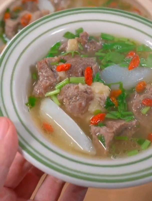 牛肉汤这样做好喝又营养