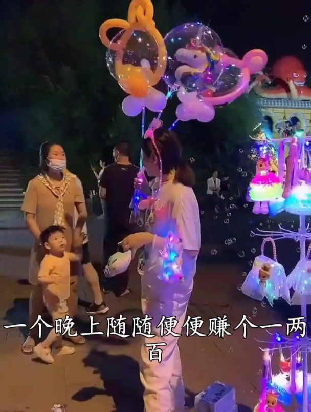 摆摊卖什么赚钱成本又低,儿童玩具批发市场进货渠道