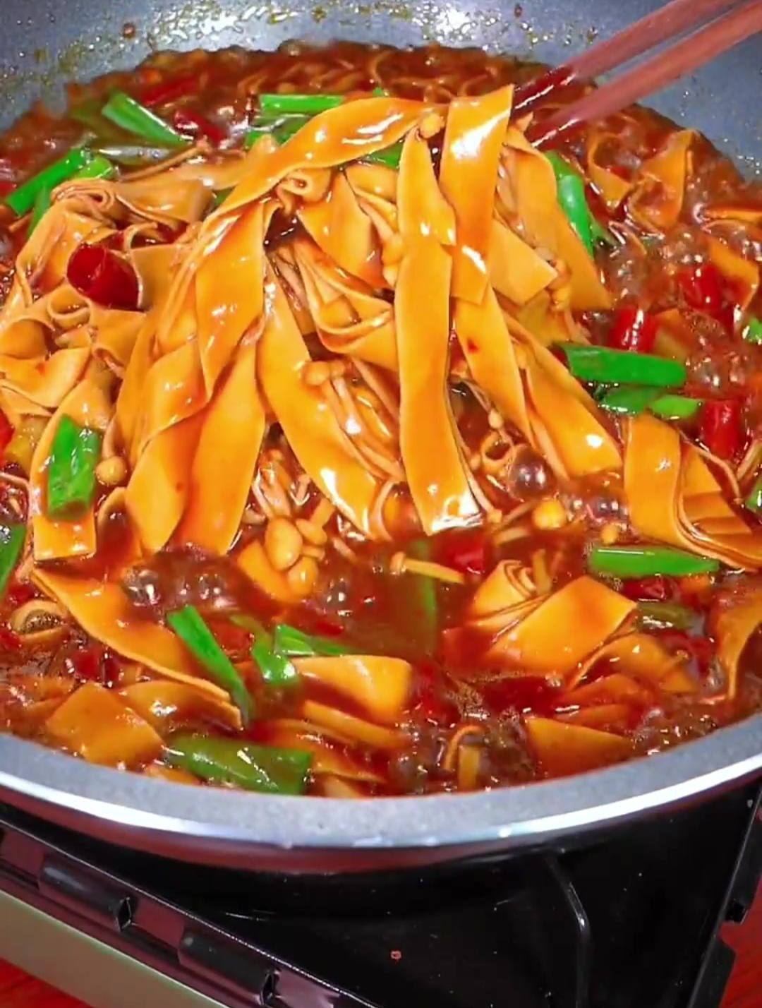 一周吃八次都不腻的豆皮金针菇,每次都吃不过瘾