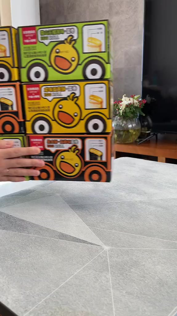 小黄鸭夹心蛋卷,酥酥脆脆四种口味