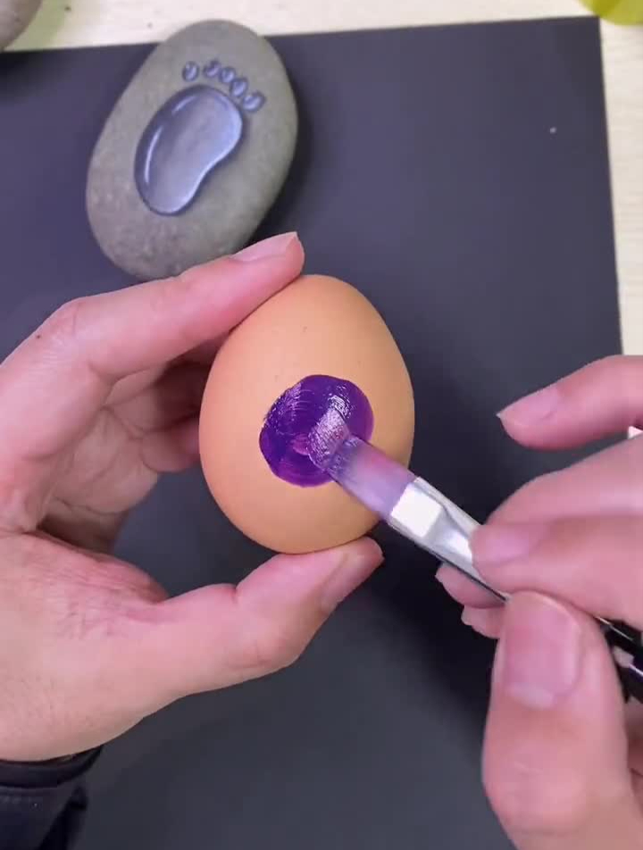 手绘鸡蛋,这你还舍得吃吗?排笔彩绘排笔彩绘3d画彩绘艺术