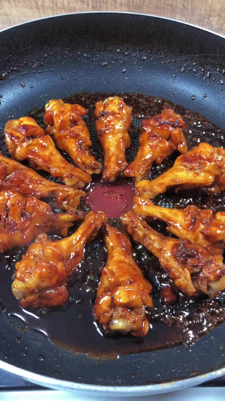 可乐鸡翅根超好吃,简单又好吃 焦香焦香的