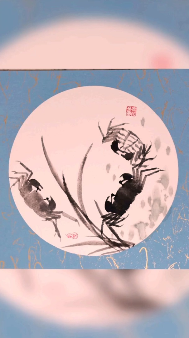 几秒就画成了这个,教你画齐白石的水墨螃蟹