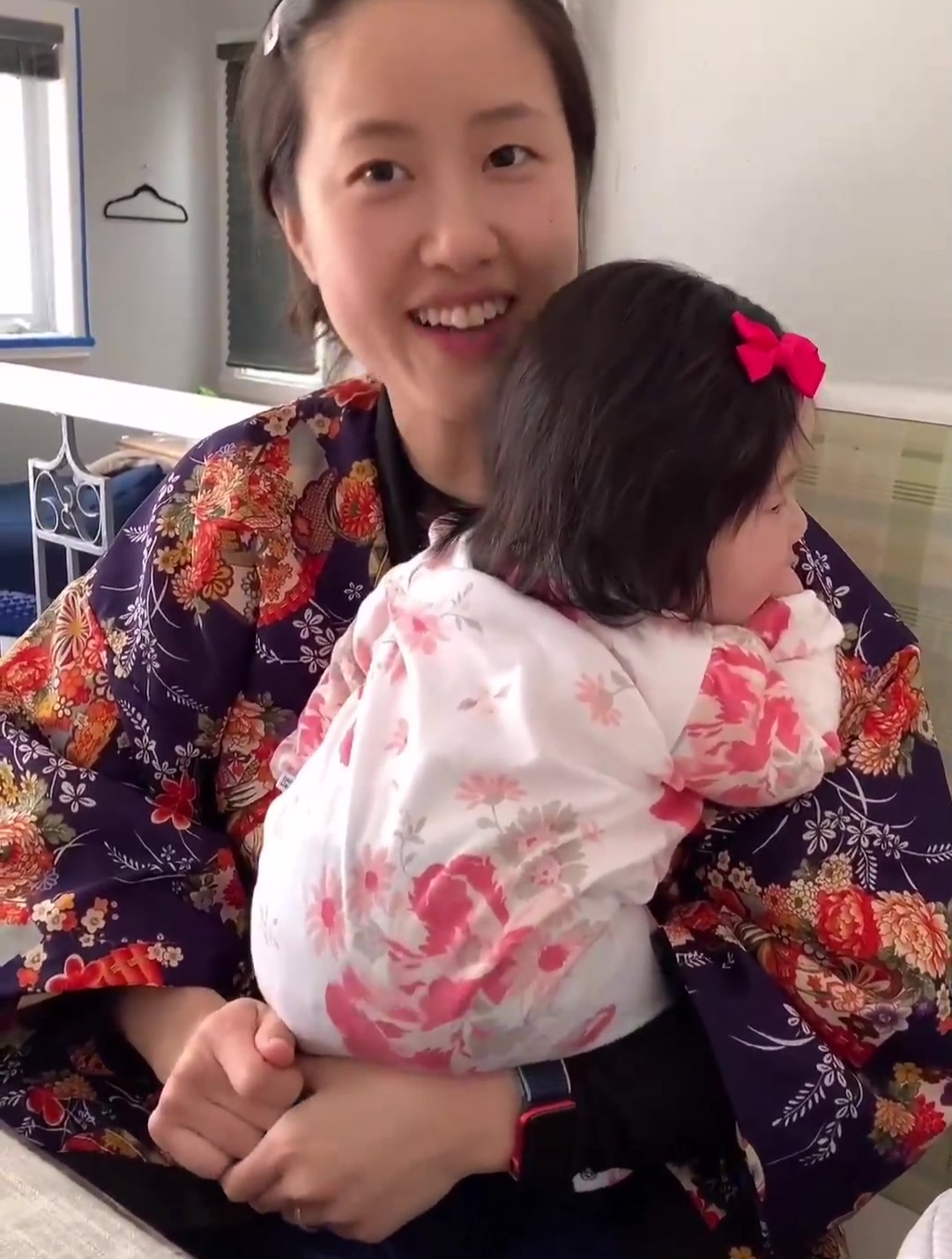 K酱怕带宝宝没时间,特意早晨四点半起床给我做的结婚纪念日蛋糕