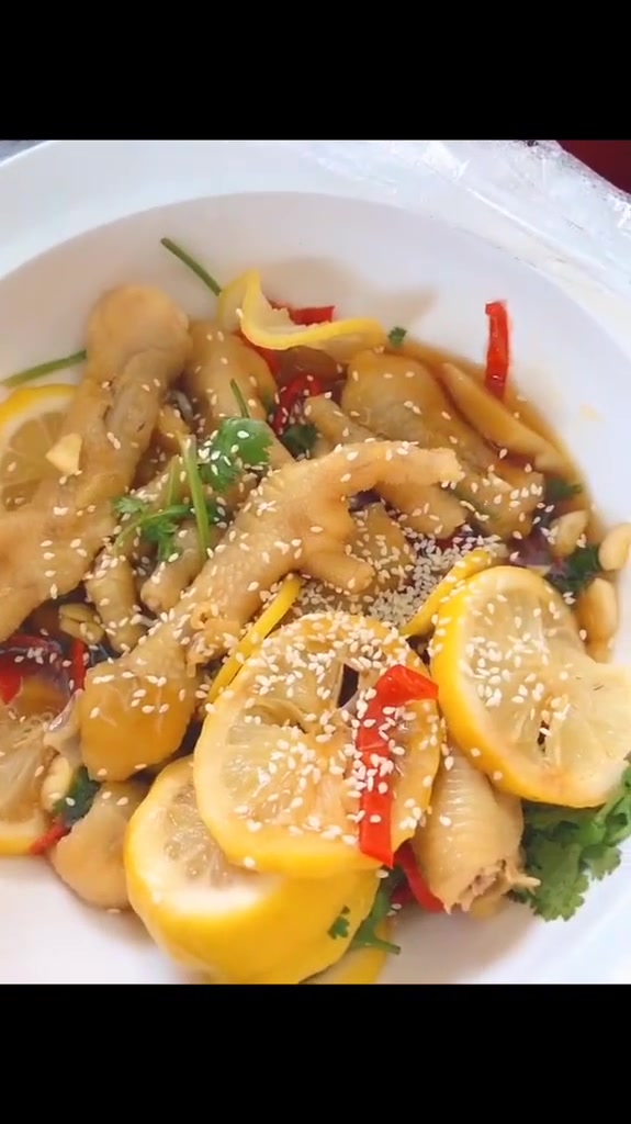 柠檬鸡爪螺蛳粉 真是一对完美好CP