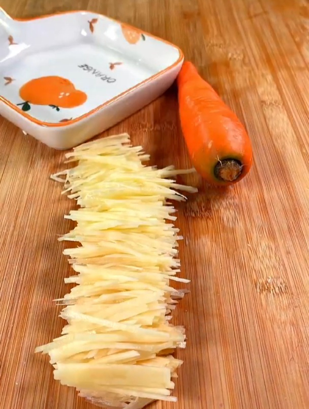 简单又好吃的土豆饼 孩子爱吃 做法还非常简单