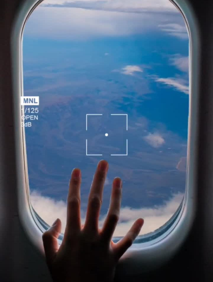 空中秒变海底世界创意贴纸p图动态壁纸创作灵感飞机窗户素材