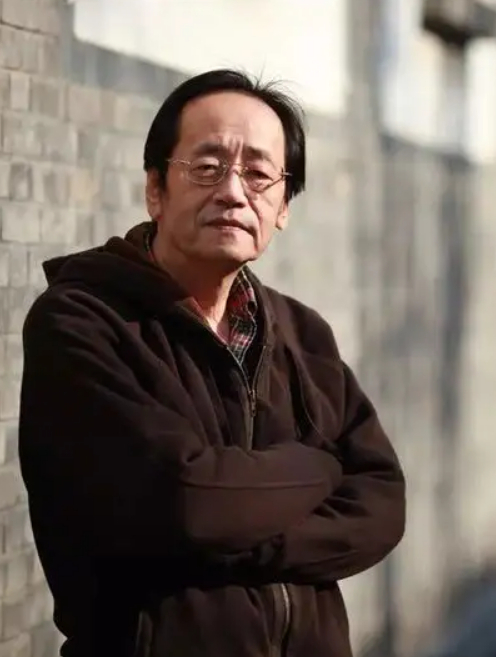 倪海厦:无名火搞乱 虚烦不得眠 来杯栀子豉汤