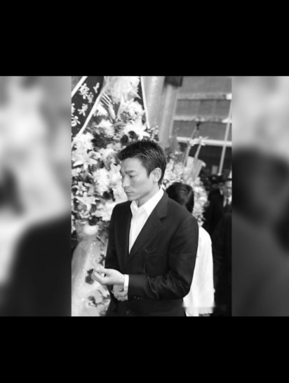 刘德华父亲去世,悲痛……