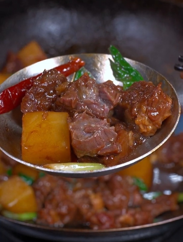 土豆炖牛肉,好吃又下饭