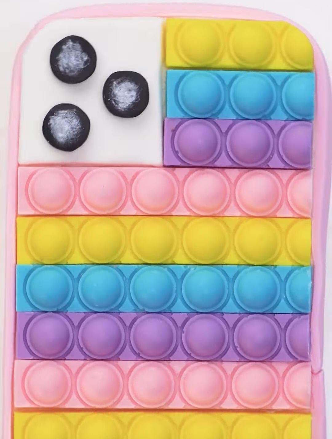 创意蛋糕:手机造型蛋糕