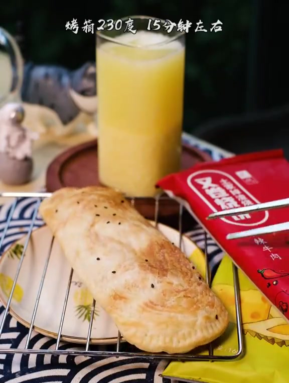 真香!又卷烧饼和开水冲鸡蛋才是神仙搭配?一口下去征服你的胃