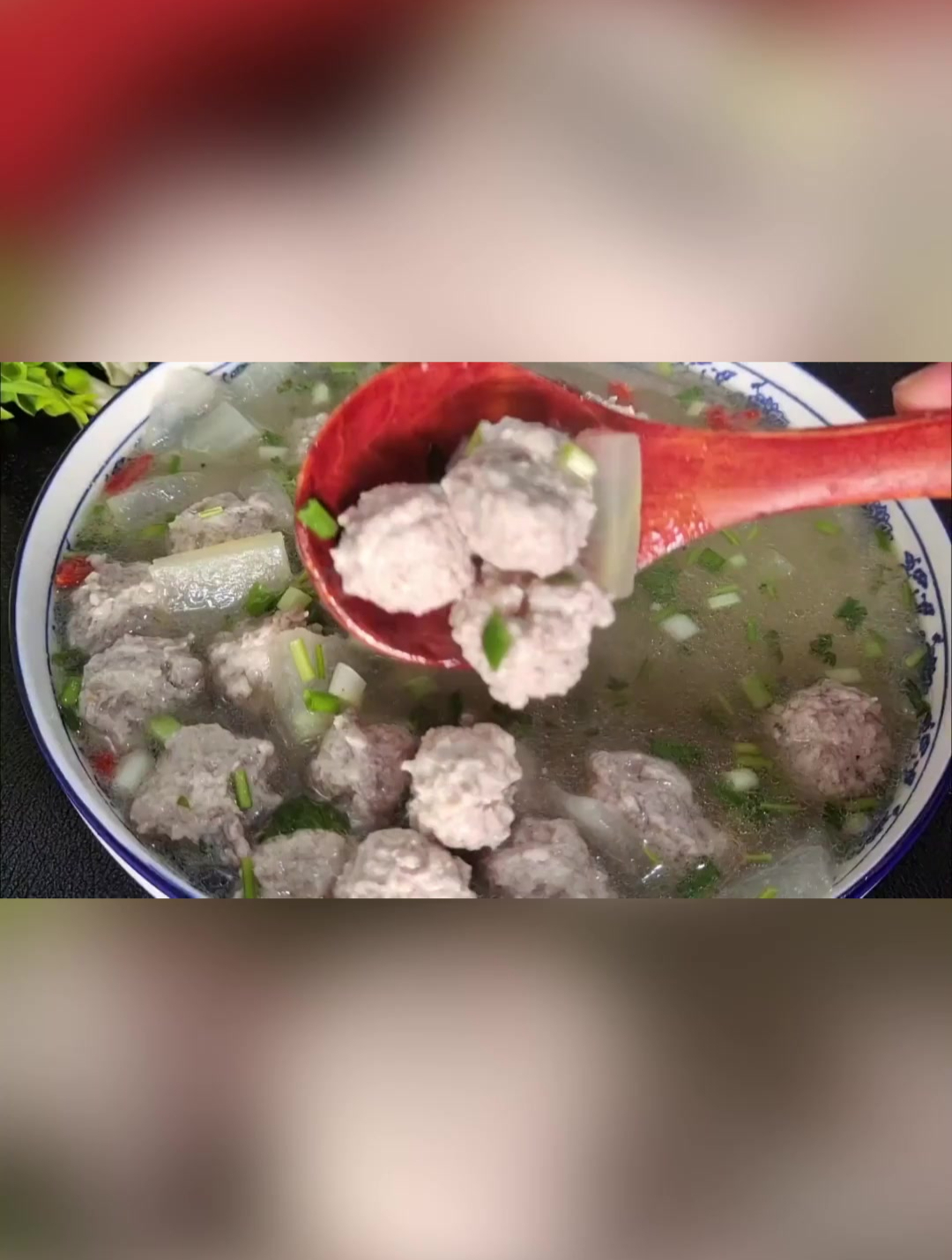 天热要多喝冬瓜肉丸汤,汤汁鲜美,清热解暑,做法简单又好喝