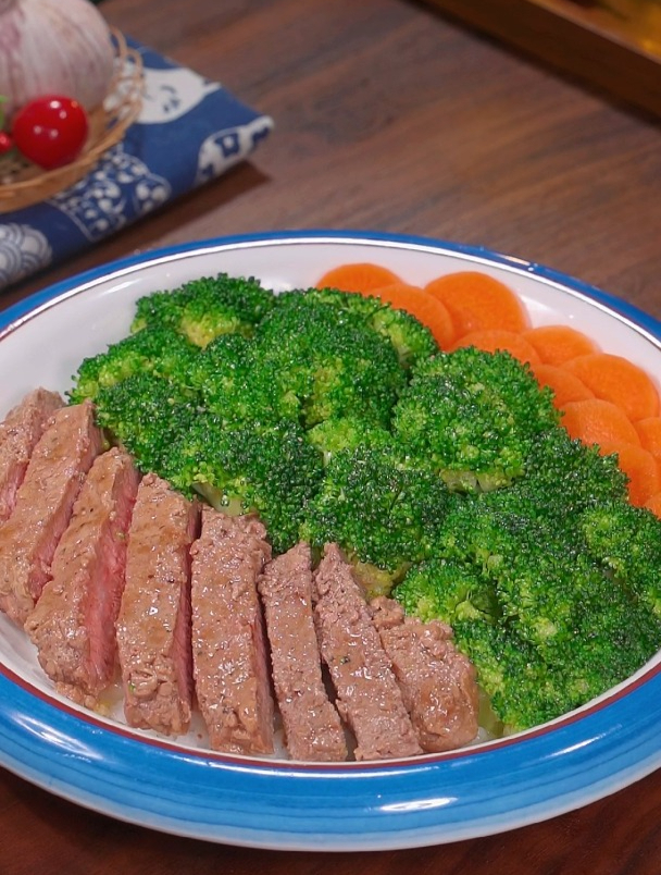 60. 非常简单又好吃的家庭版牛排腌制方法