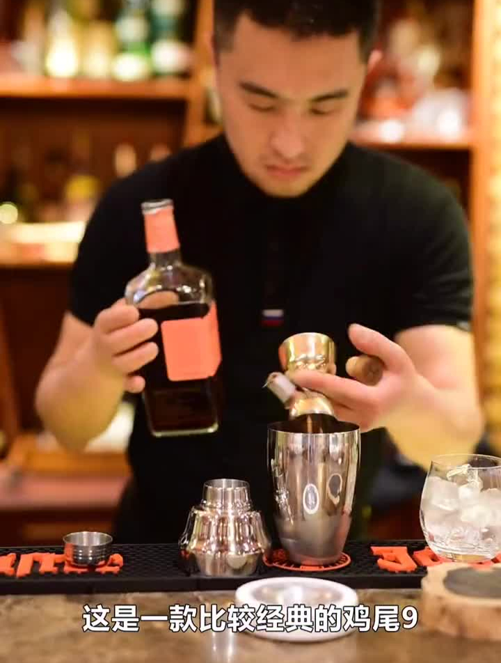 初中毕业学什么,和我一起学调酒