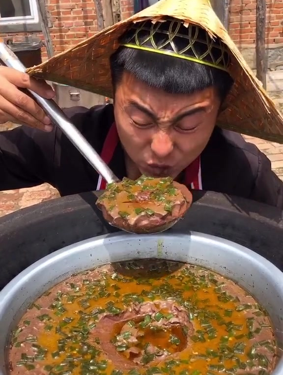 这种猪血你吃过吗,家庭版蒸血糕