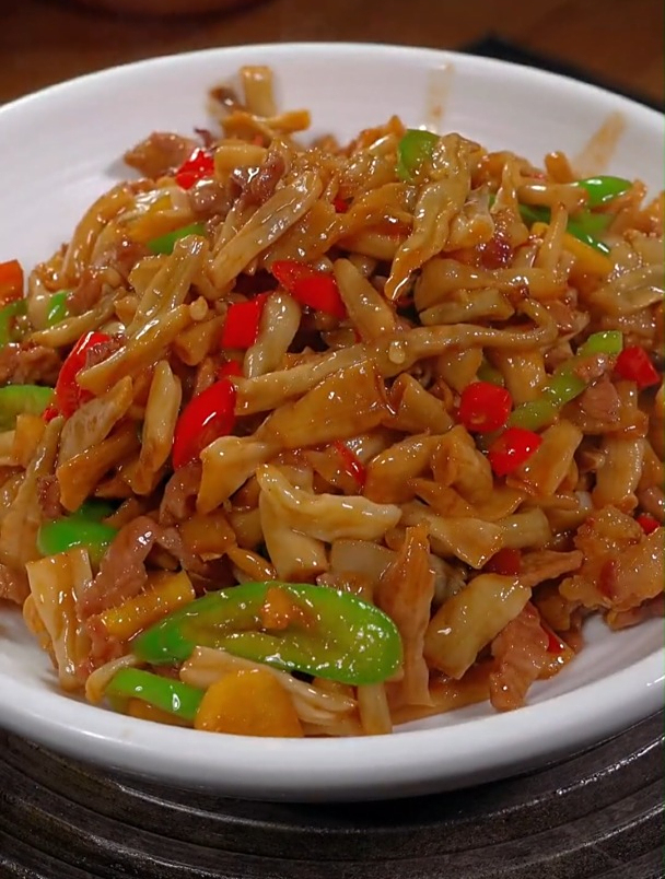 卜豆角炒肉好吃又下饭