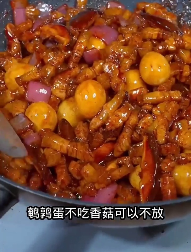 软烂入味的卤肉饭