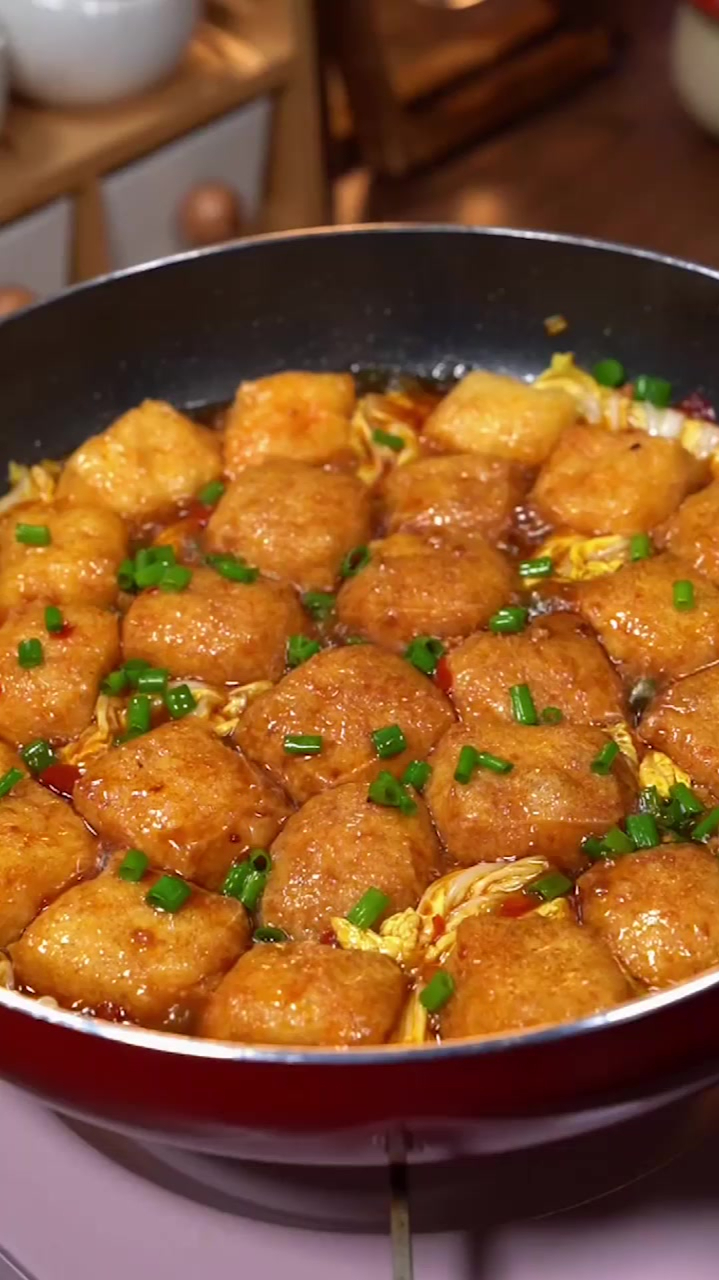 比肉还香的白菜焖豆泡,口口爆汁香辣过瘾