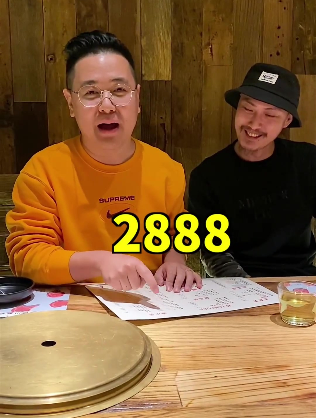 烤肉店偶遇许君聪!聪哥太热情啦!