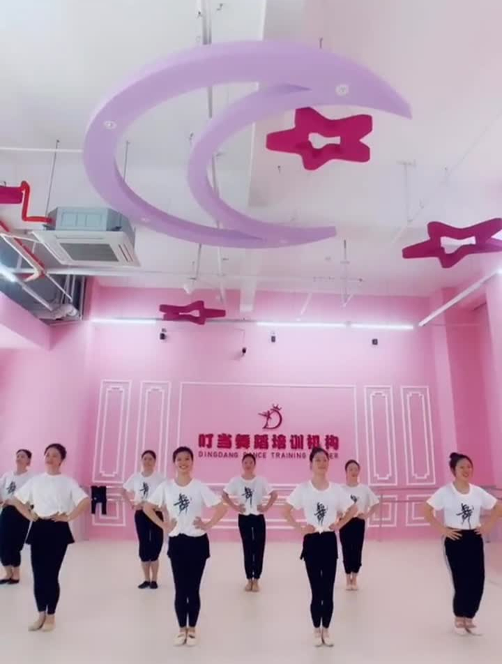幼儿早餐热身舞蹈!