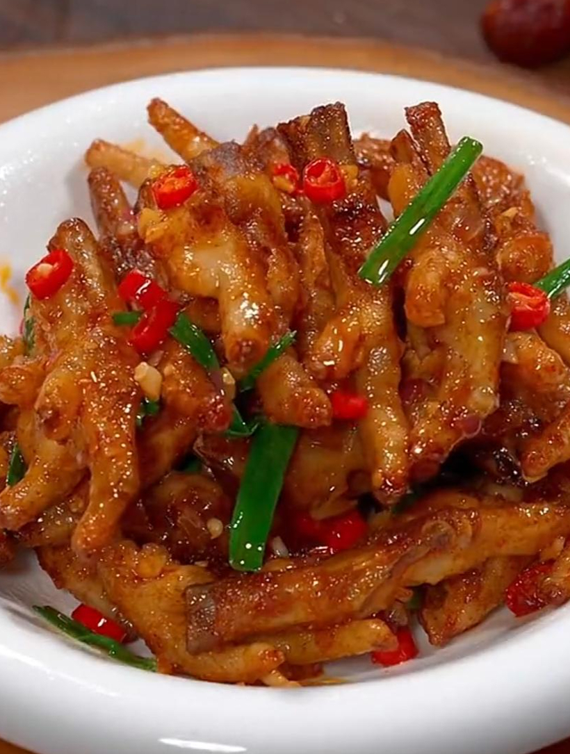椒盐鸡爪咸香美味