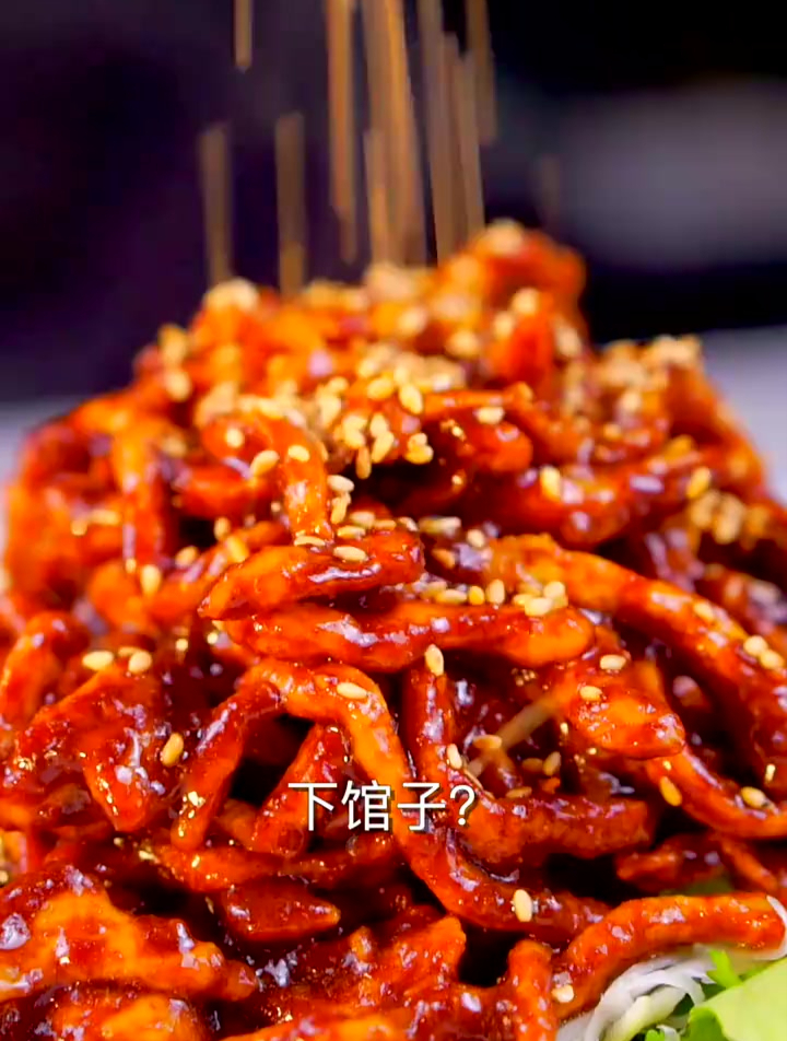 酱香浓郁的地道京菜 京酱肉丝