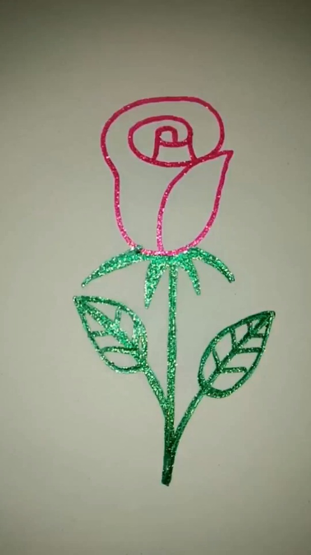 糖糖简笔画:(专家认为可以靠画画吃饭