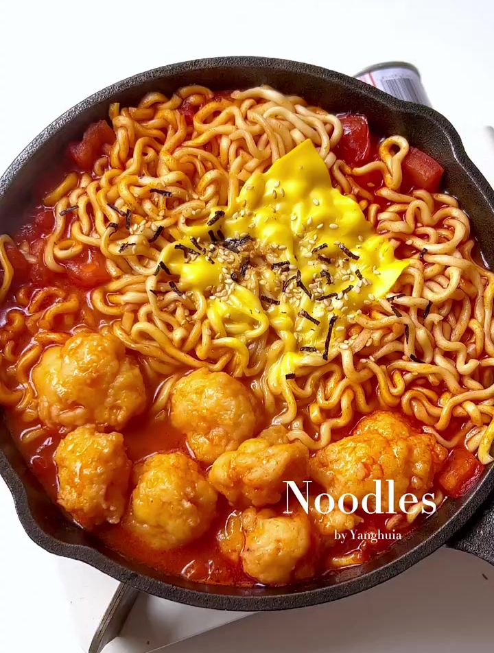 Q弹热辣虾滑火鸡面,冬天吃一锅也太过瘾了