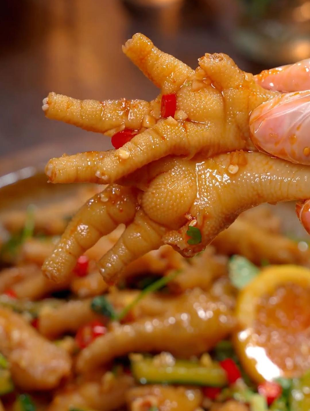 泰式柠檬凤爪,酸辣爽口,好吃到停不下来