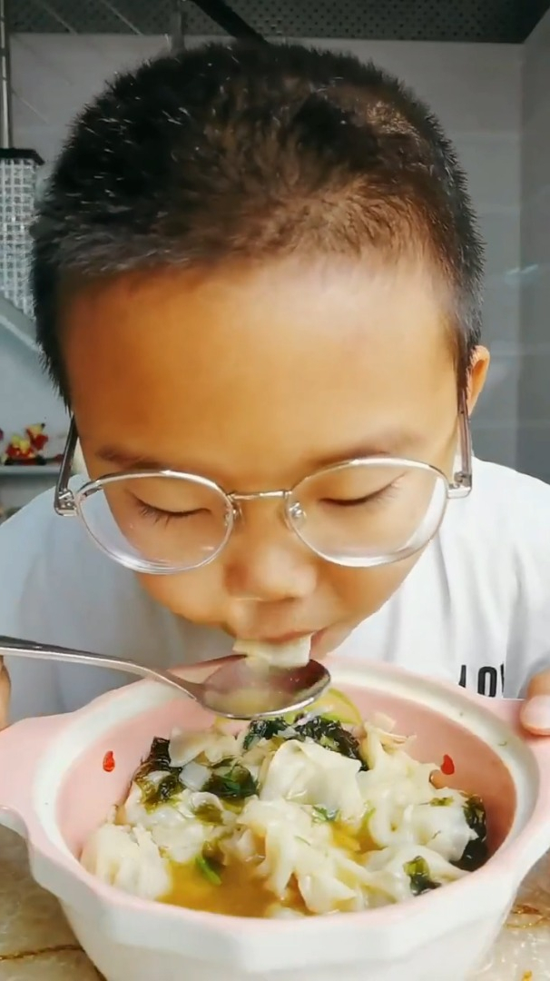 纯手工馄饨,早餐,好吃!