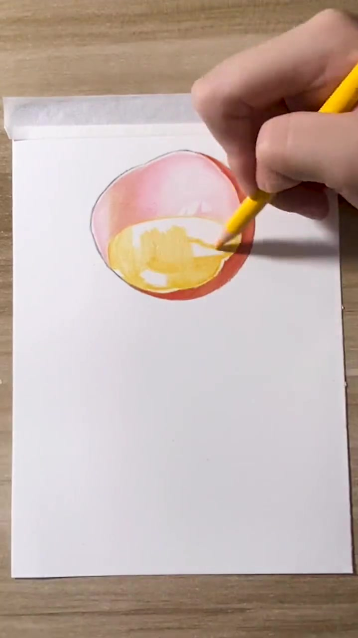 彩铅画,非常逼真的鸡蛋