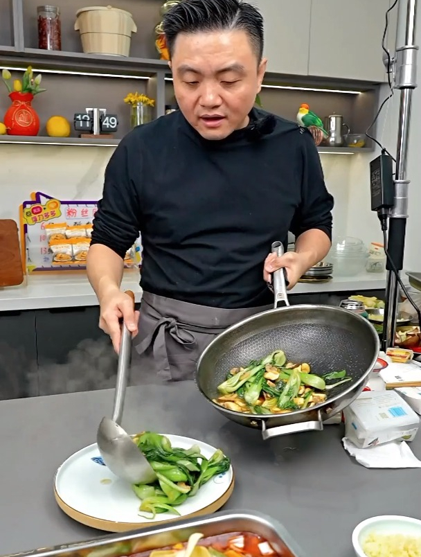 香菇青菜的家常做法,清爽不油腻好吃又下饭