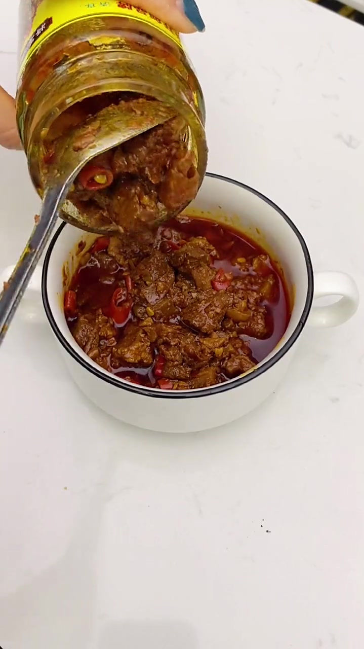 牛肉酱纯手工,反正我是服了,好吃的五体投地