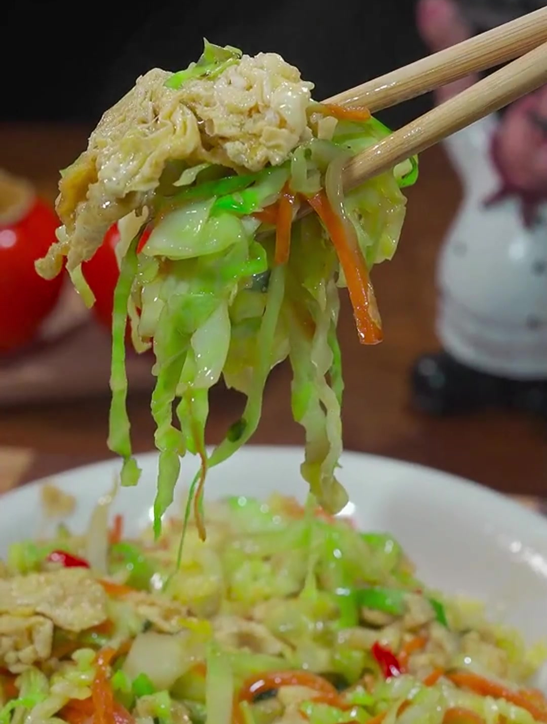 炒包菜的家常做法!好吃下饭!