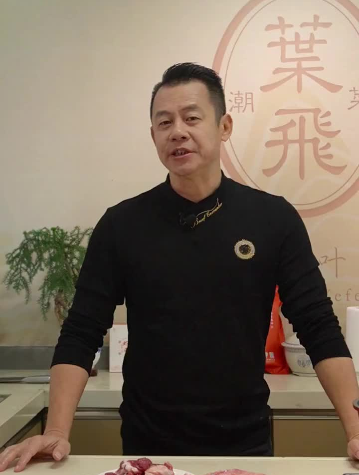 冬季比较干燥,炖一锅橄榄猪肺汤滋润一下最适合不过了!