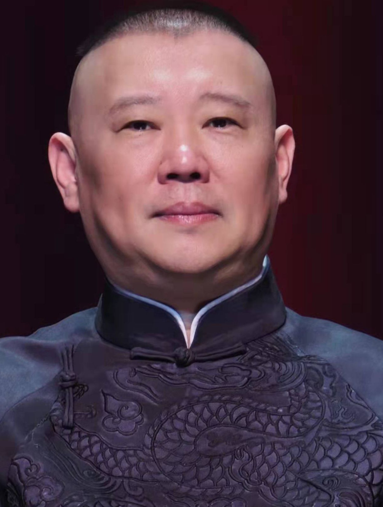 谢霆锋同成龙拍戏险些丧命 演唱会怒砸天价吉他 与王菲情路