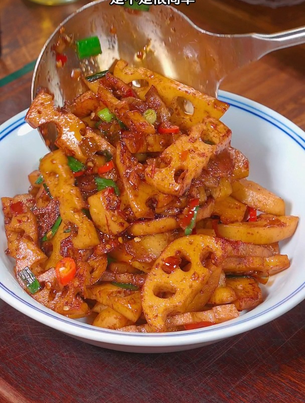 88. 清脆爽口的莲藕炒肉超下饭,一定要试试