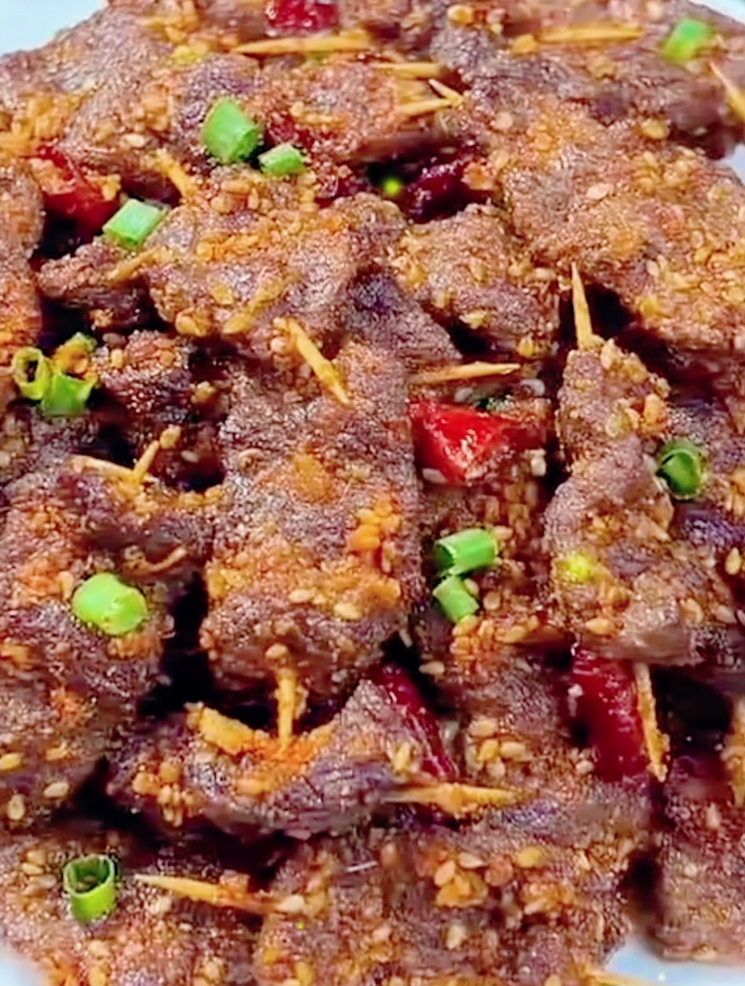 喜欢吃牛肉的一定要试试这个牙签牛肉,简单好做特别好吃!
