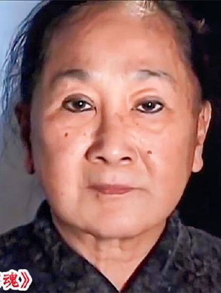 儿媳把5斤生猪肉压在婆婆身下,半月后婆婆说后背有虫子咬自己(3)