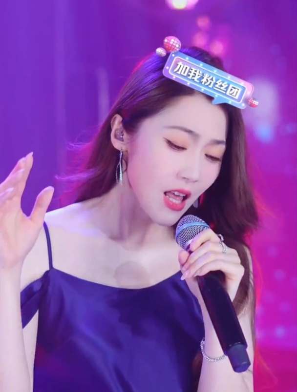 歌曲《求佛》带给大家,佛不要你皈依,佛要你欢喜!