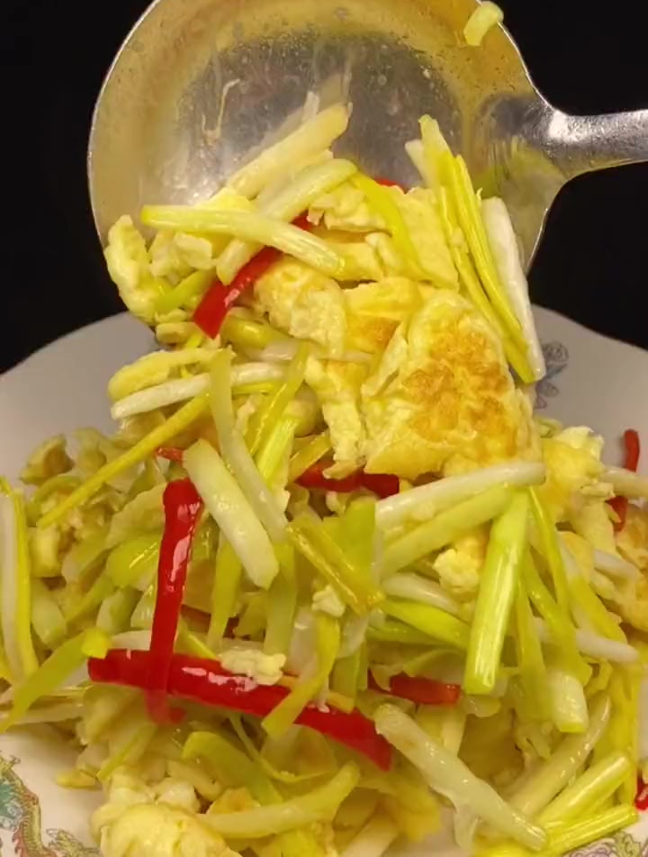 蒜黄炒鸡蛋,您学会了吗?