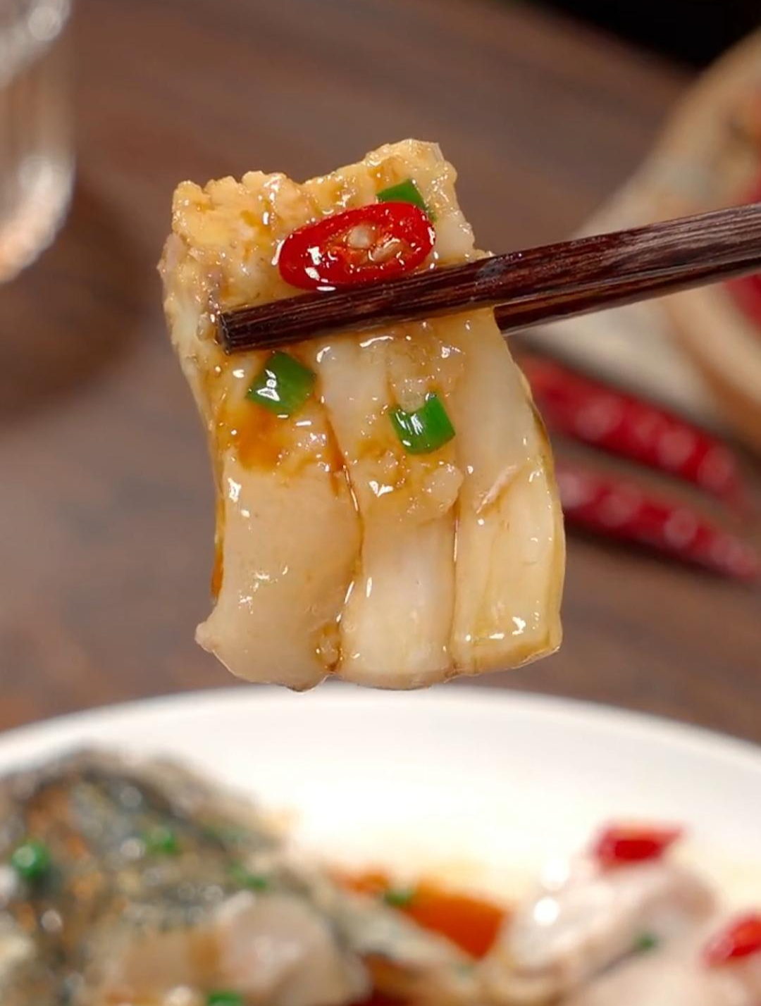 这样做的清蒸鱼,做法简单,又嫩又滑